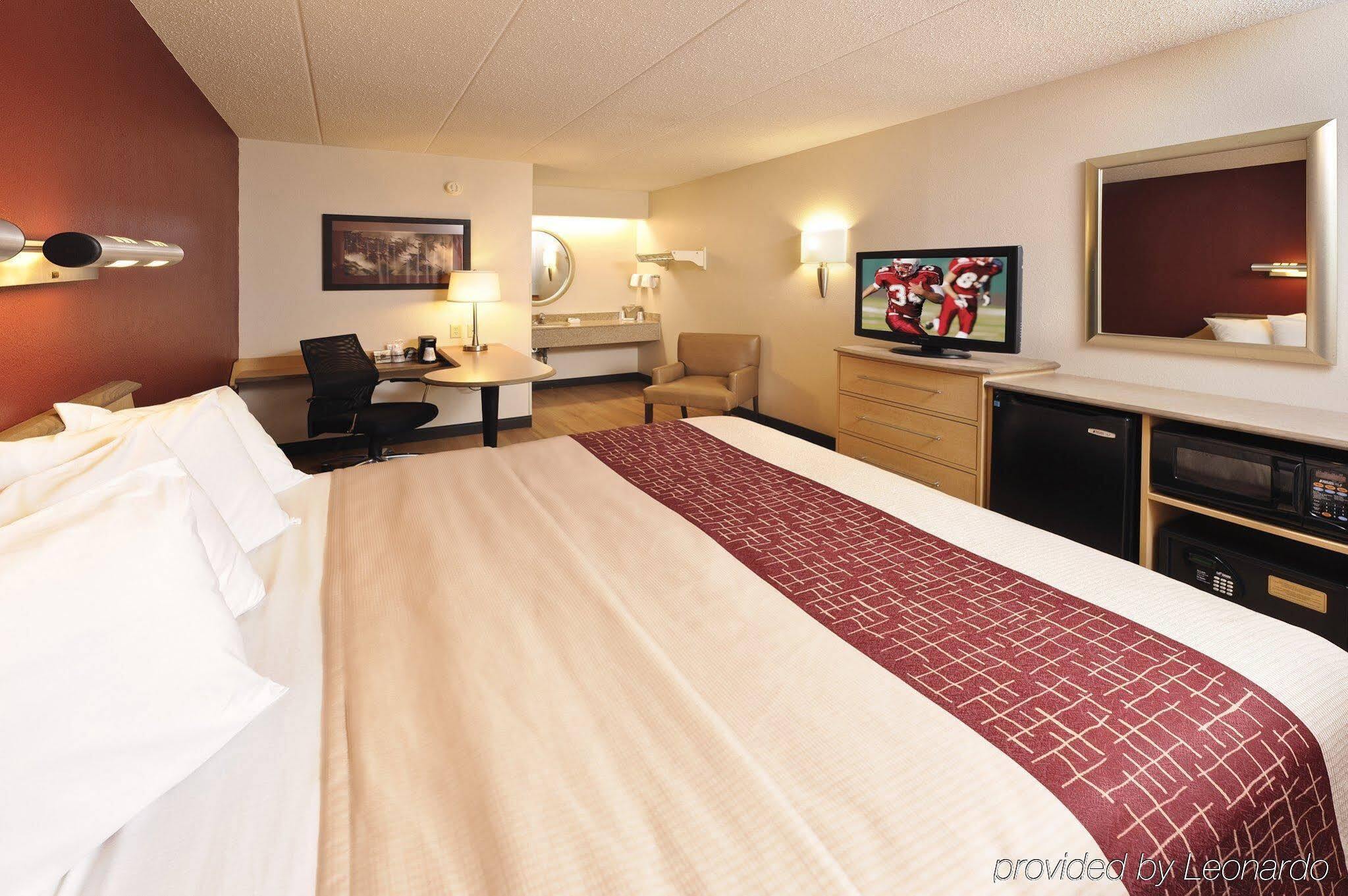 Red Roof Inn Philadelphia - Oxford Valley Langhorne Ngoại thất bức ảnh